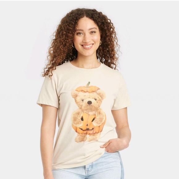 Grayson Threads Tops - Women's Teddy Bear Pumpkin Short Sleeve Graphic Boyfriend T-shirt Beige XXS